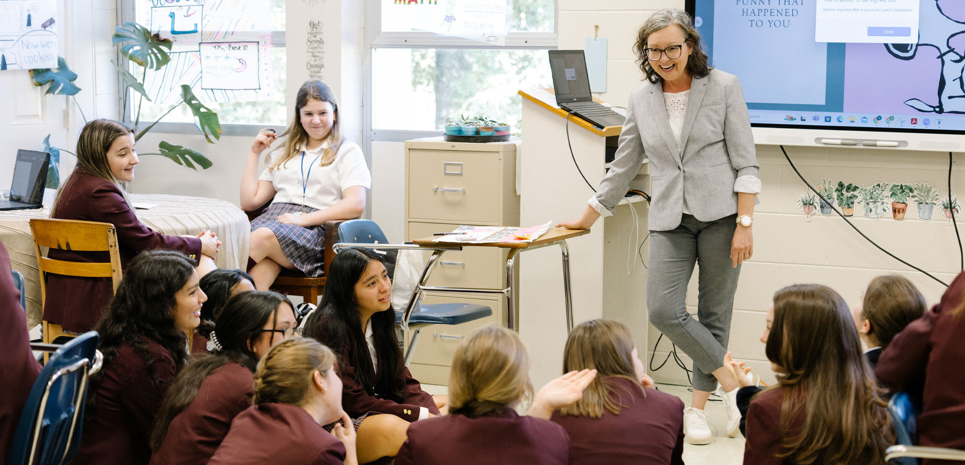 Best Boarding Schools in the US. College counseling with students at St Bernard.